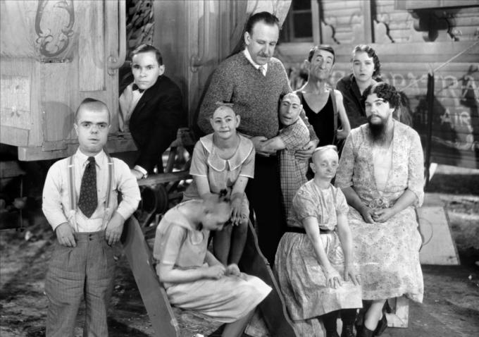 1932 yapımı “Freaks” ekibi.