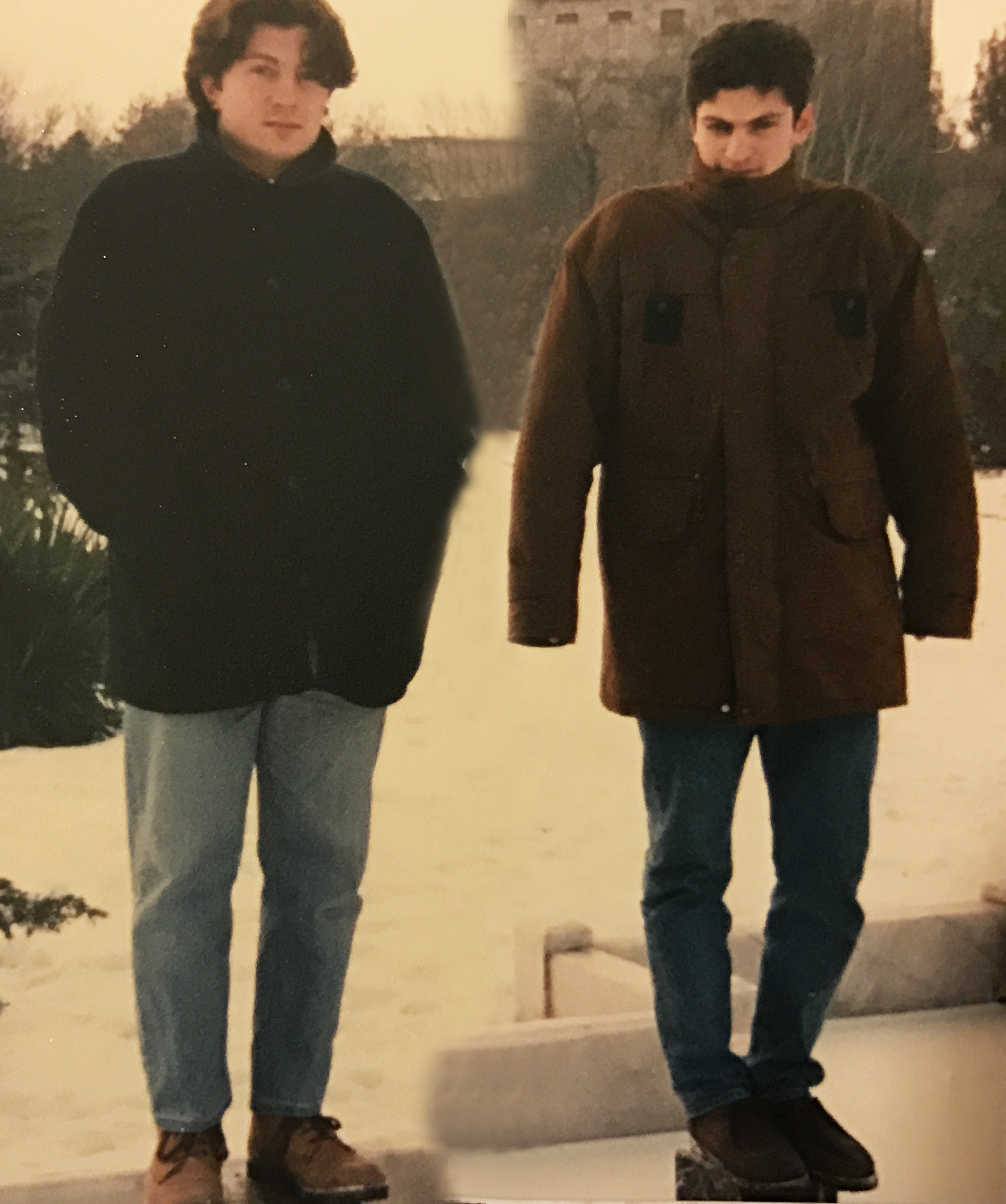 İbrahim (solda) ve Muhsin Akgün Ankara’da. Sene 1993.
